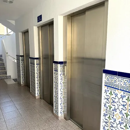 Cozy Near Boliches Διαμέρισμα *