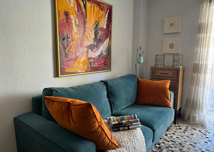 Cozy Near Boliches Appartement *